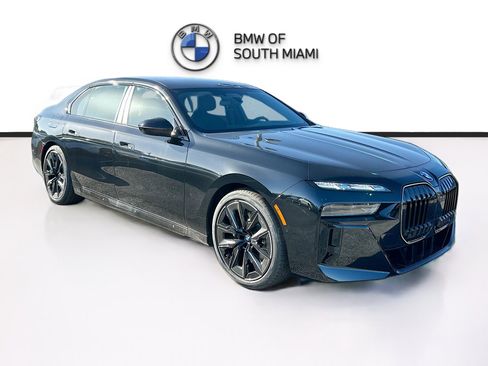 New 2026 BMW 760i xDrive w/ Executive Package image 1