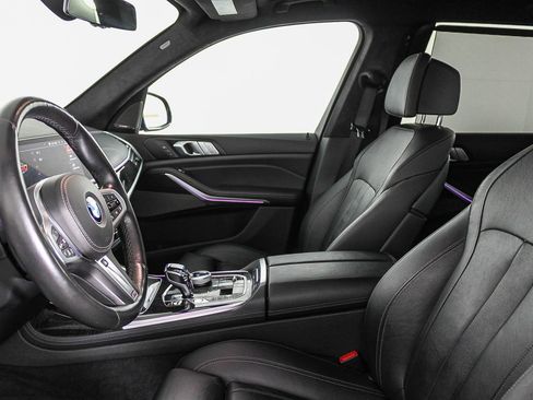 Used 2020 BMW X7 M50i image 18