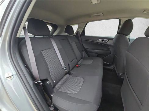 Used 2023 Kia Sportage LX AWD/4WD image 19
