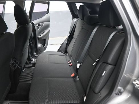 Used 2022 Nissan Rogue Sport S FWD image 12