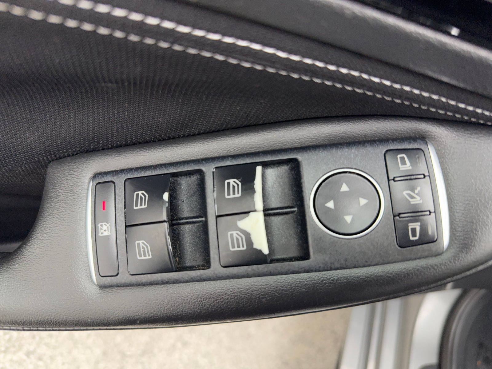 Used 2019 INFINITI QX30 FWD image 31