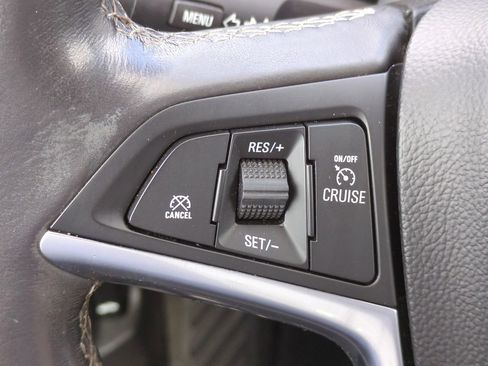 Used 2021 Buick Encore Preferred image 22