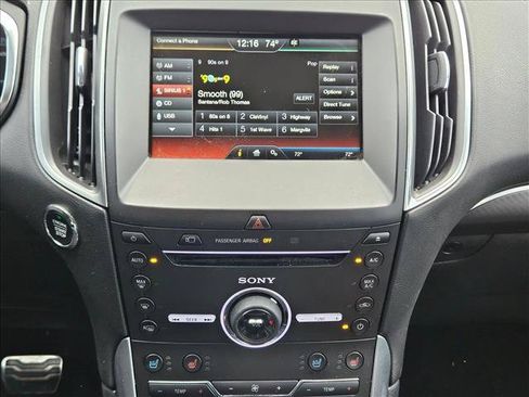 Used 2015 Ford Edge Sport w/ Equipment Group 401A AWD/4WD image 12