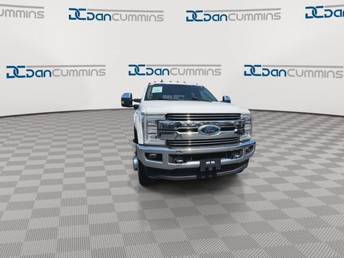 Used 2019 Ford F350 Lariat w/ Lariat Ultimate Package AWD/4WD image 3