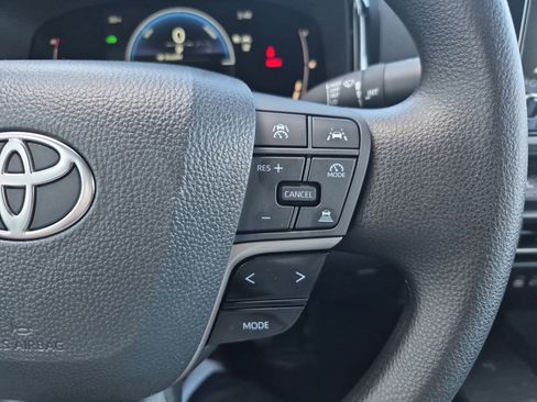 Used 2026 Toyota Camry LE image 23