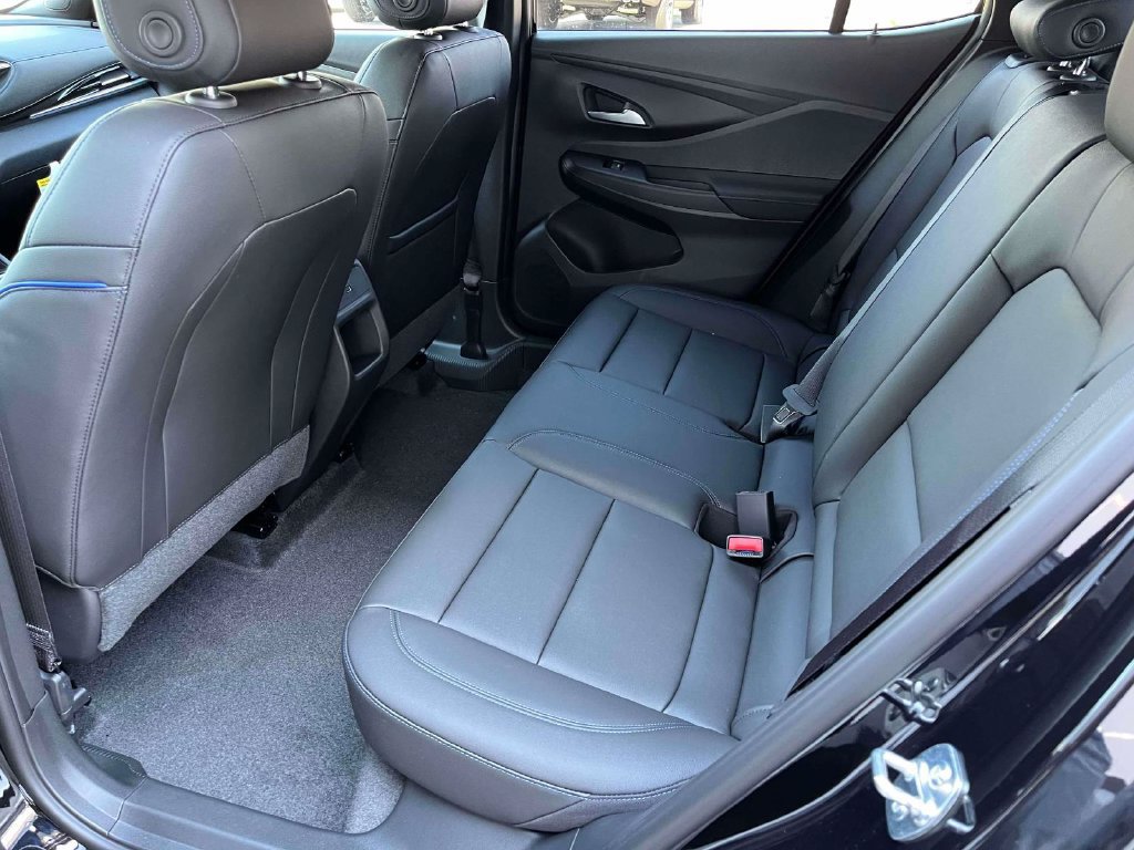 New 2026 Buick Envista Sport Touring w/ Convenience I Package FWD image 16
