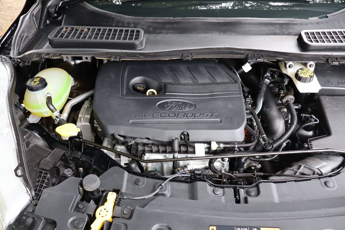 Used 2018 Ford Escape SE AWD/4WD image 38