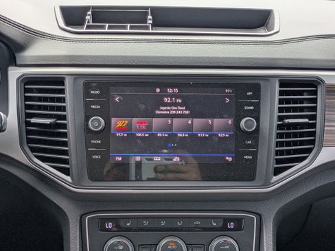 Used 2021 Volkswagen Atlas SE w/ Towing Package FWD image 17
