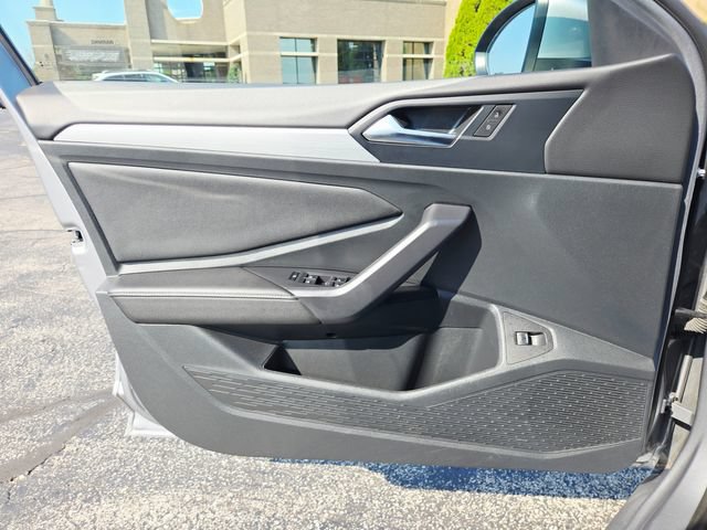 Used 2025 Volkswagen Jetta S FWD image 26