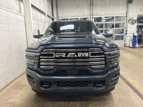 New 2026 RAM 2500 Laramie w/ Sport Appearance Package AWD/4WD image 4