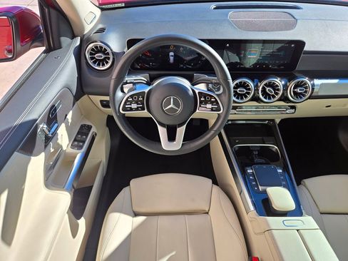 Used 2021 Mercedes-Benz GLB 250 image 16