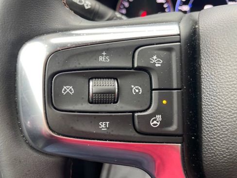 Used 2023 Chevrolet Blazer Premier image 19