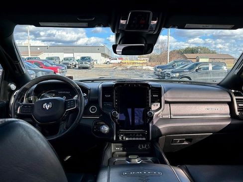 Used 2019 RAM 2500 Limited image 8