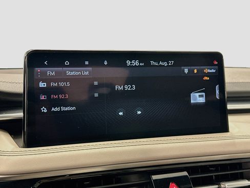 Used 2025 Genesis G70 2.5T AWD/4WD image 21