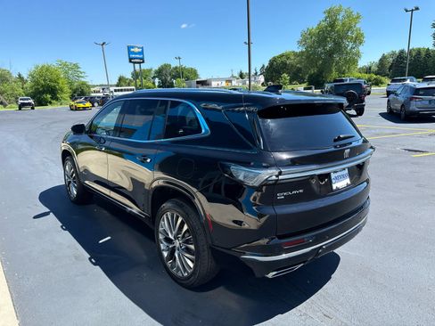 Used 2025 Buick Enclave Avenir w/ Super Cruise Package AWD/4WD image 11