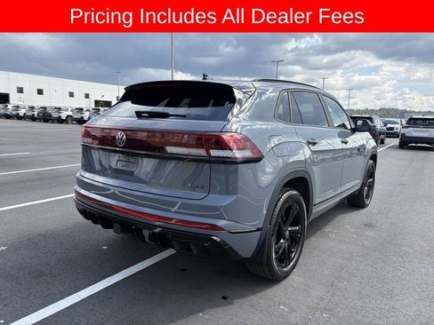 Used 2025 Volkswagen Atlas Cross Sport SEL R-Line AWD/4WD image 9