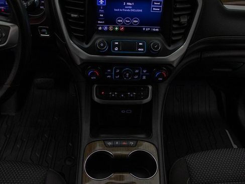Used 2021 GMC Acadia SLE image 22