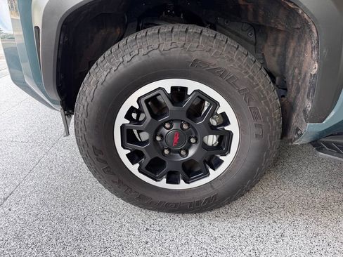 Certified 2025 Toyota 4Runner TRD Off-Road Premium AWD/4WD image 13