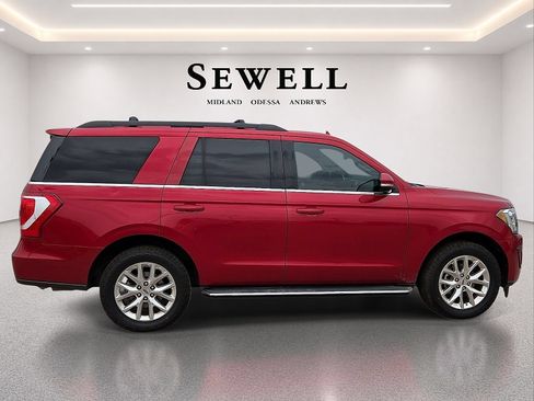 Used 2021 Ford Expedition XLT AWD/4WD image 5