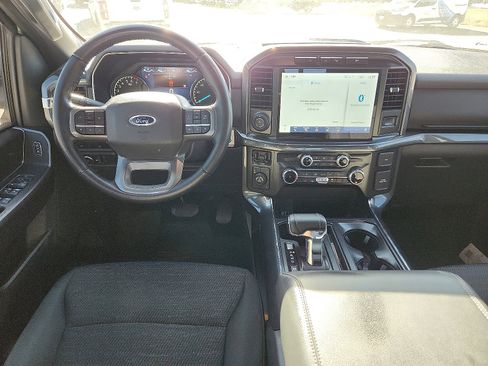 Used 2022 Ford F150 XLT w/ Equipment Group 302A High image 9