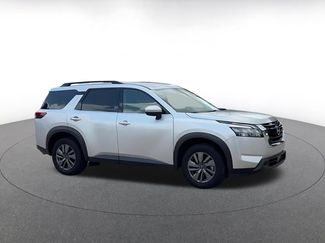 Used 2025 Nissan Pathfinder SV AWD/4WD video 2