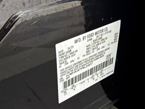 Certified 2023 Lincoln Nautilus AWD image 34