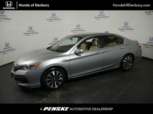 Used 2017 Honda Accord Hybrid Sedan image 1