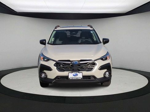 Used 2024 Subaru Crosstrek 2.0i Premium image 3