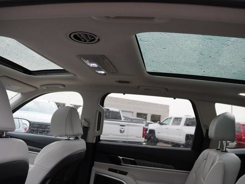 Certified 2024 Kia Telluride SX AWD/4WD image 4