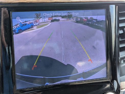 Used 2019 RAM 1500 Laramie image 30