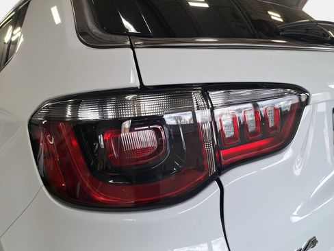 Certified 2023 Jeep Compass Latitude AWD/4WD image 32