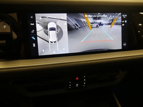 Certified 2024 Porsche Cayenne image 46