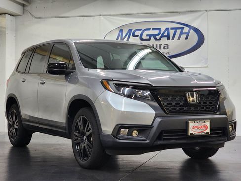 Used 2021 Honda Passport Sport image 2