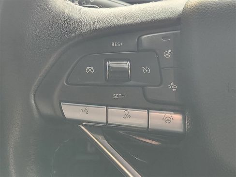 Used 2024 Cadillac Escalade Sport w/ LPO, ONYX Package image 27