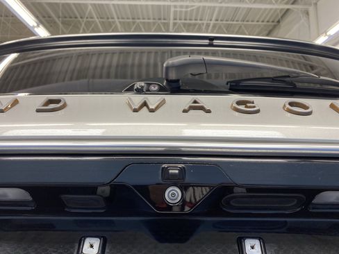 Used 2022 Jeep Grand Wagoneer Series III w/ Rear Seat Video Group 1 image 36