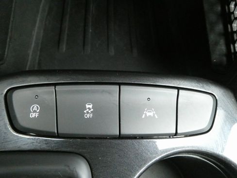 Used 2023 Chevrolet TrailBlazer LT image 21