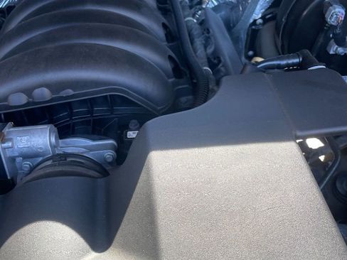 Used 2018 Chevrolet Silverado 1500 W/T w/ Black Out Edition image 20