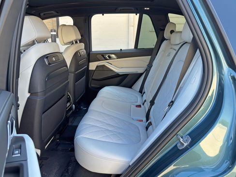 Used 2024 BMW X5 xDrive50e w/ Executive Package AWD/4WD image 49