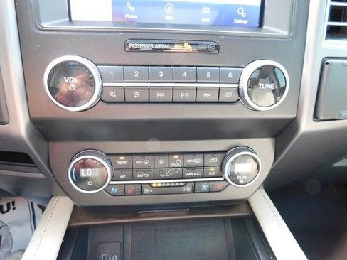 Used 2021 Ford Expedition Platinum image 53