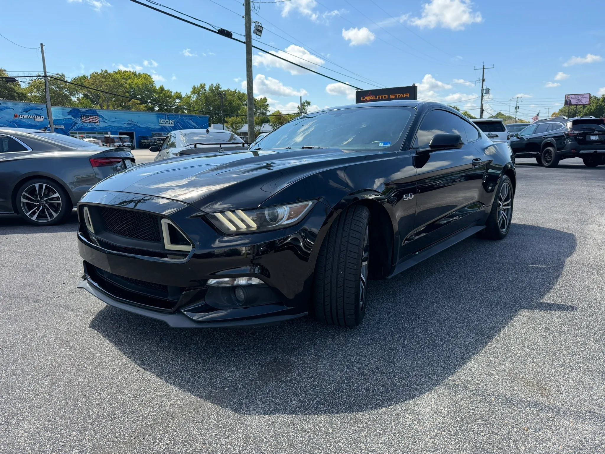 Used 2015 Ford Mustang GT RWD image 7
