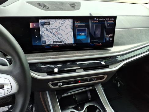 Used 2023 BMW X7 xDrive40i w/ Premium Package image 9