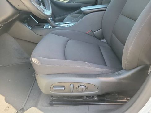 Certified 2024 Chevrolet Malibu LT FWD image 22