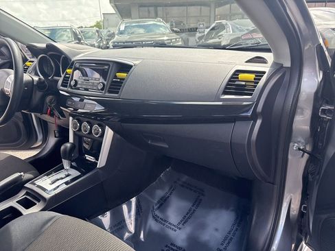Used 2016 Mitsubishi Lancer ES FWD image 31
