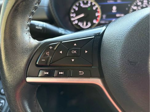 Used 2020 Nissan Sentra SV FWD image 24
