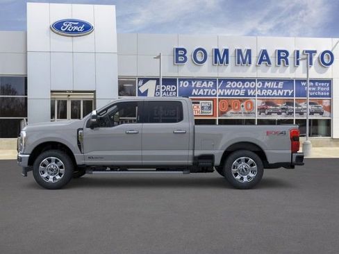 New 2026 Ford F250 4x4 Crew Cab Super Duty image 3