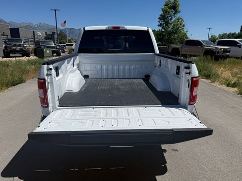 Used 2018 Ford F150 XLT w/ Equipment Group 302A Luxury AWD/4WD image 14