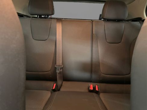 Used 2024 Buick Encore GX Preferred image 18