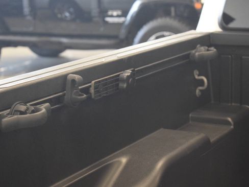 Used 2017 Toyota Tacoma TRD Pro AWD/4WD image 61