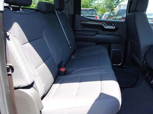 Used 2024 Chevrolet Silverado 1500 LT AWD/4WD image 31