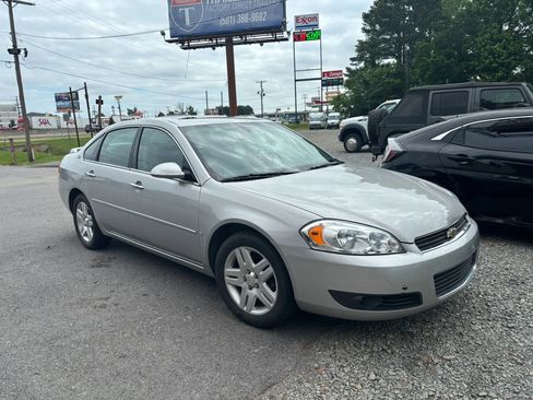 Used 2007 Chevrolet Impala LTZ FWD image 3